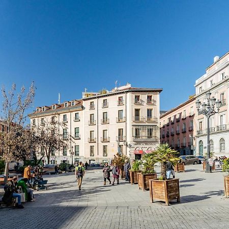 For You Rentals Teatro Real Plaza Apartment Temporal Saint Martin Madrid Tru5 Bagian luar foto
