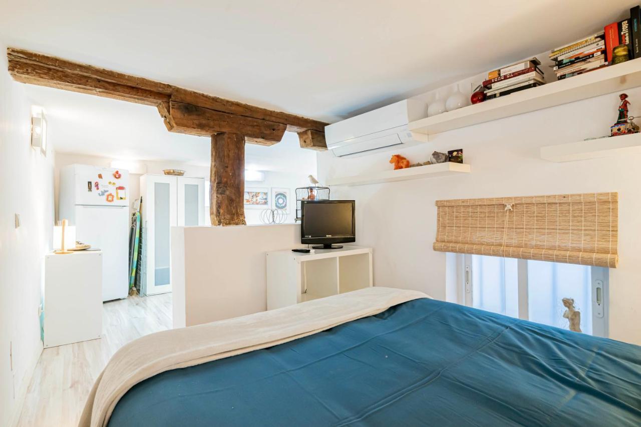 For You Rentals Teatro Real Plaza Apartment Temporal Saint Martin Madrid Tru5 Bagian luar foto